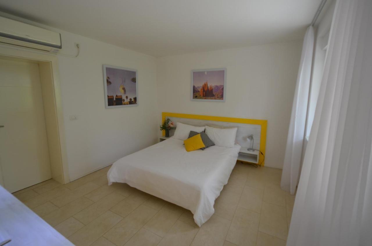 Apartments Karmen Maria Novigrad  ภายนอก รูปภาพ