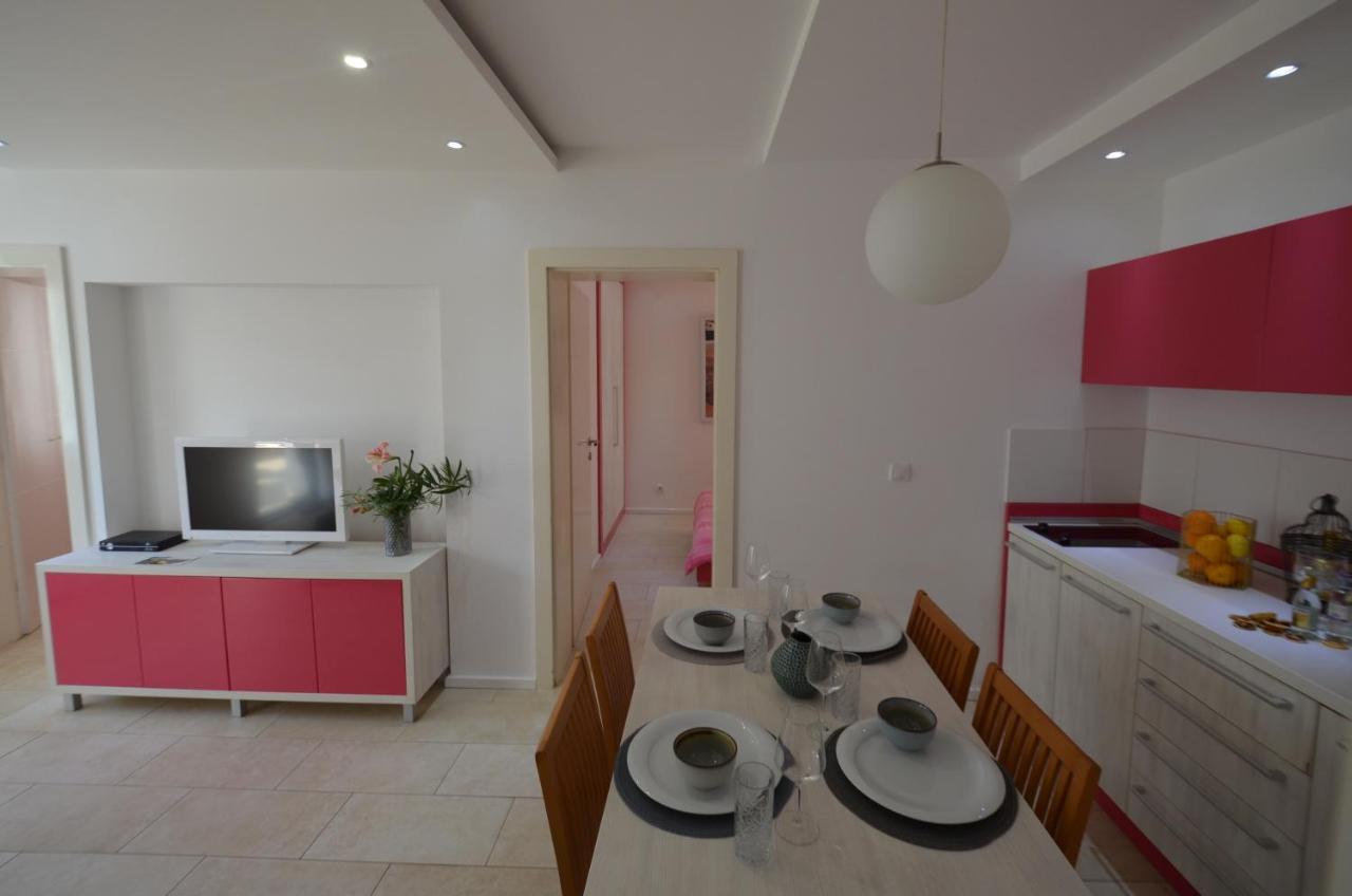Apartments Karmen Maria Novigrad  ภายนอก รูปภาพ