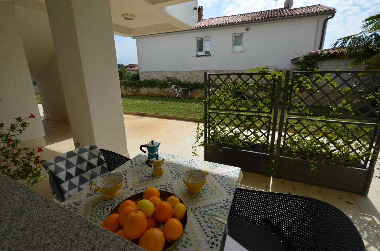 Apartments Karmen Maria Novigrad  ภายนอก รูปภาพ